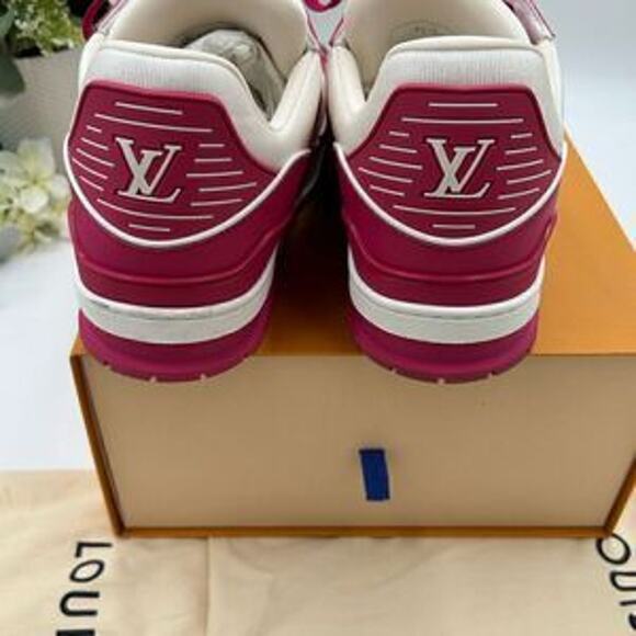 Men’s Louis Vuitton calfskin leather trainer sneakers size 11, fits 13 US - Picture 9 of 10